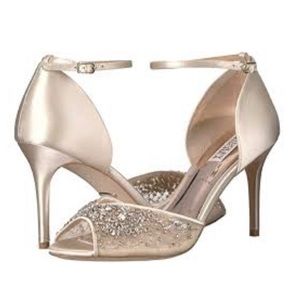 Badgley Mischka OPERA EMBELLISHED EVENING SHOE